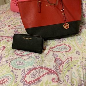 Michael Kors tote and black wallet